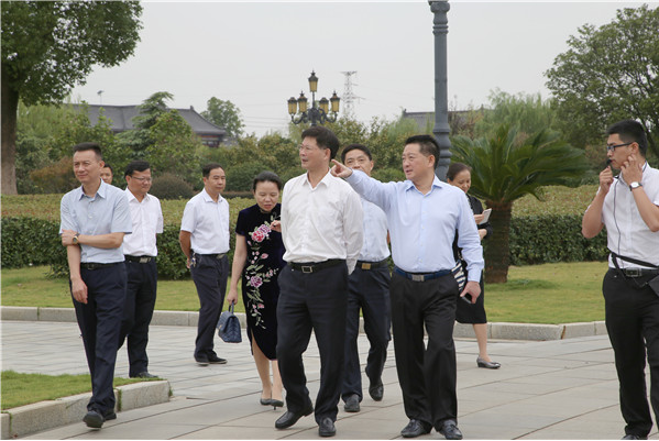 江西省政協(xié)副主席張勇走訪全國政協(xié)委員楊文龍